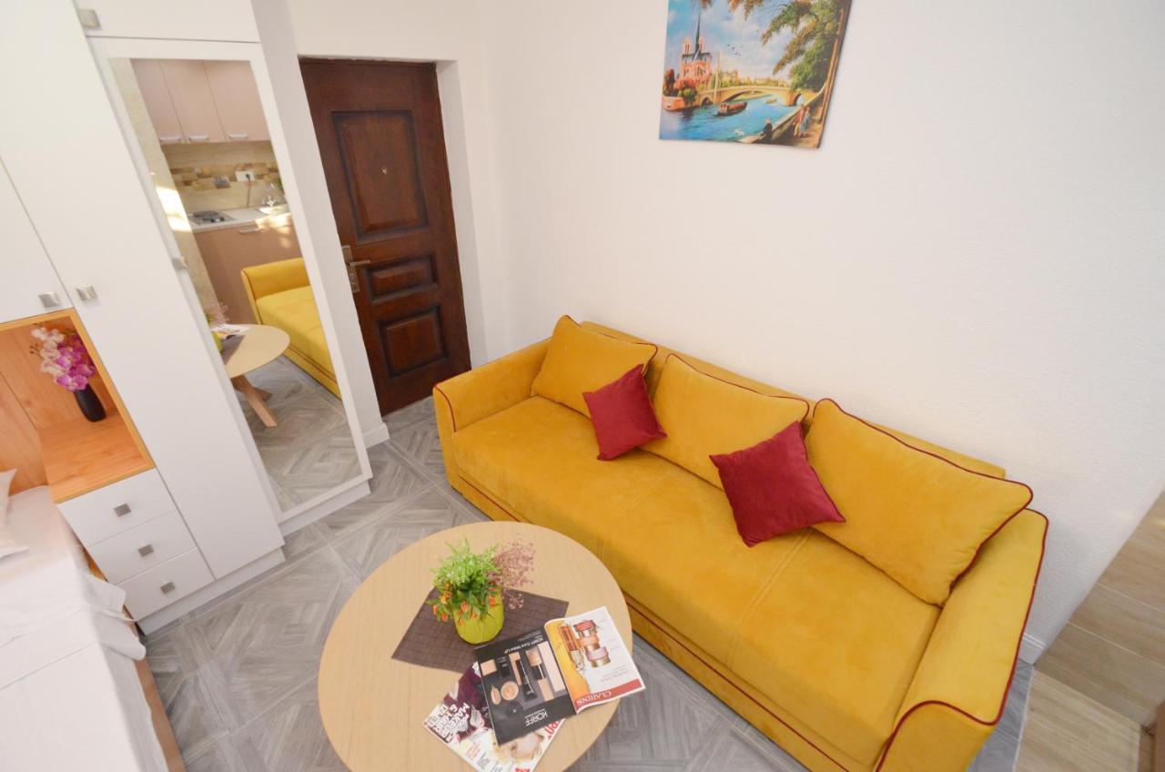 Apartments Lux S Тиват Экстерьер фото
