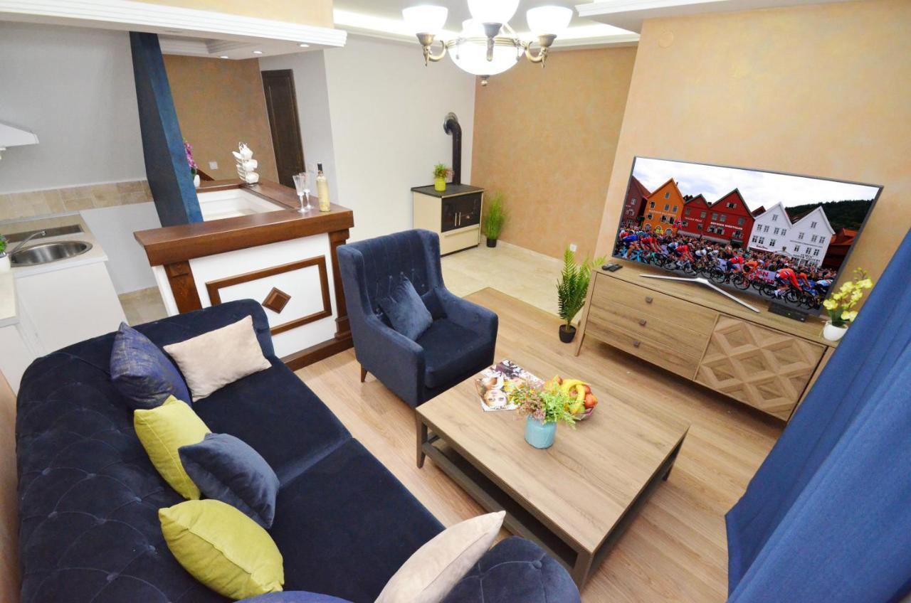 Apartments Lux S Тиват Экстерьер фото