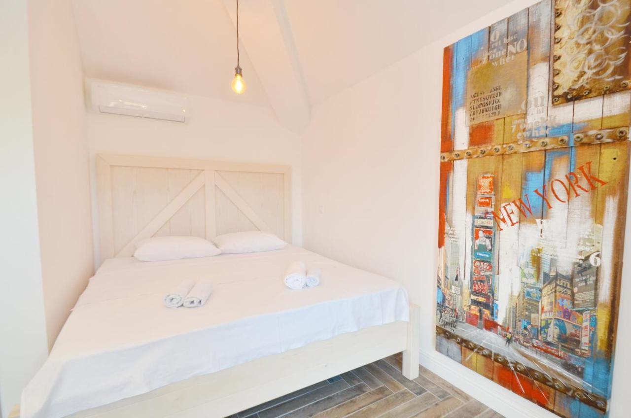 Apartments Lux S Тиват Экстерьер фото