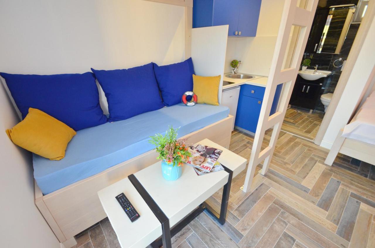 Apartments Lux S Тиват Экстерьер фото
