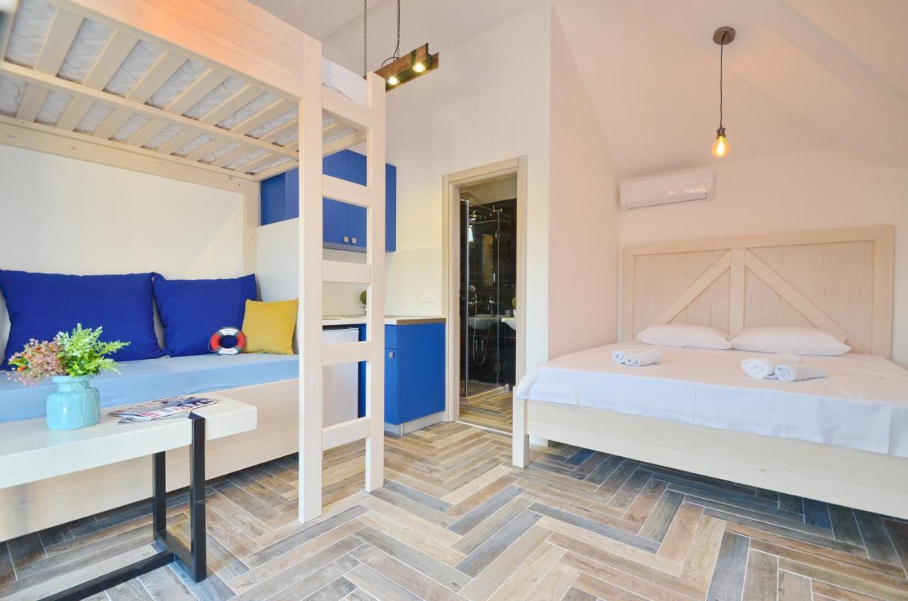 Apartments Lux S Тиват Экстерьер фото