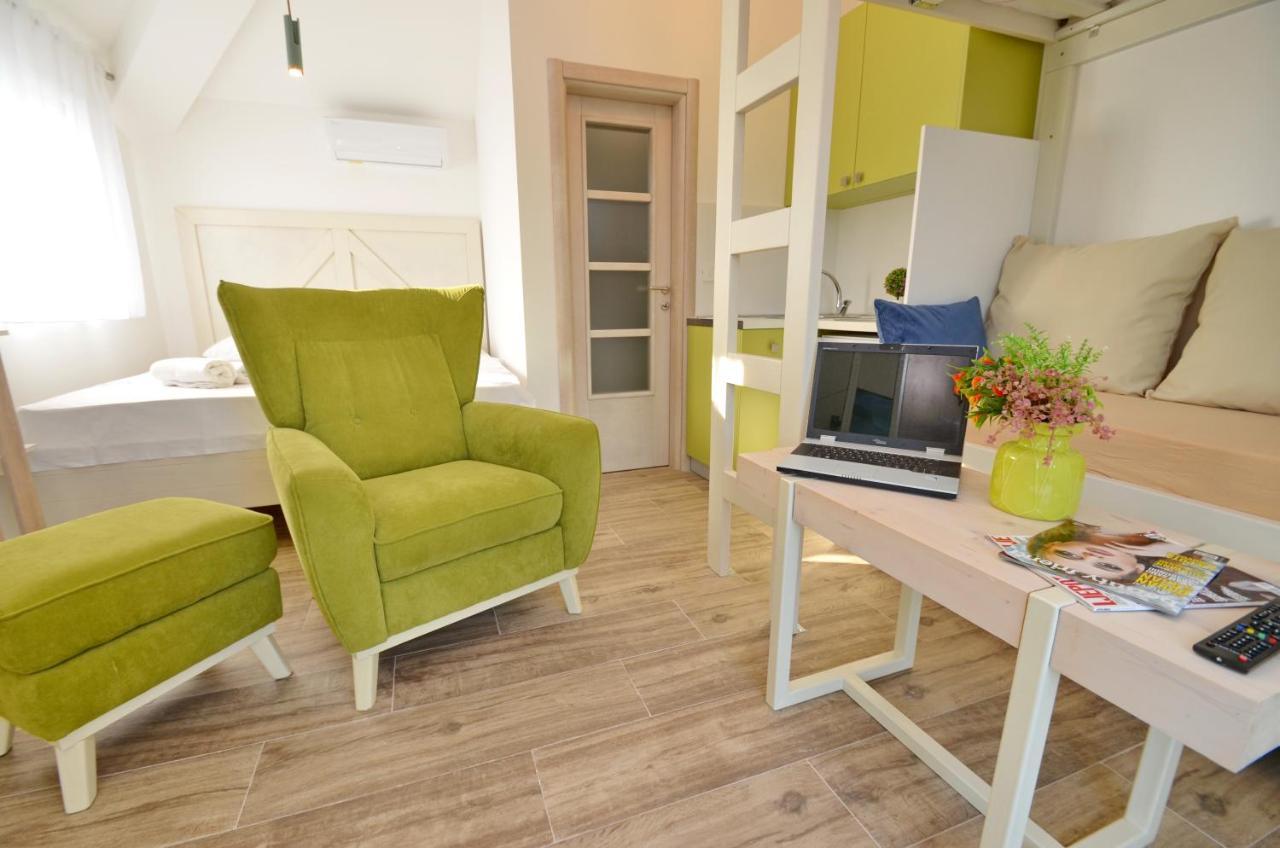 Apartments Lux S Тиват Экстерьер фото